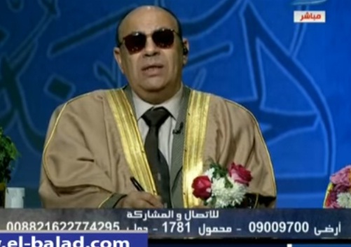 فيديو ... متصلة لمبروك عطية : زوجي طلقني بسبب بيجامة وكريم بشره