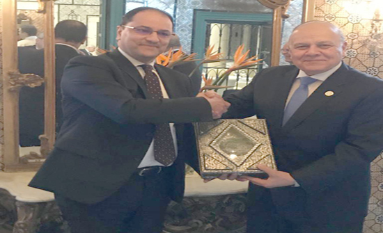 امين عام اتحاد الجامعات العربية يلتقي وزير التعليم التونسي امين عام اتحاد الجامعات العربية يلتقي وزير التعليم التونسي