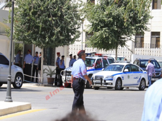نقل جميع موظفي الأمن من مجلس النواب بعد حادثة إطلاق النار نقل جميع موظفي الأمن من مجلس النواب بعد حادثة إطلاق النار