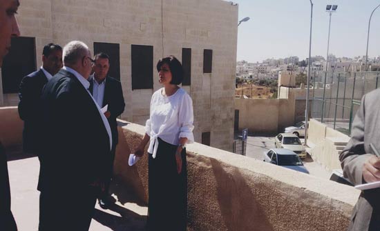 لطوف تؤكد دعم الوزارة للأحداث الواقعين في نزاع مع القانون لطوف تؤكد دعم الوزارة للأحداث الواقعين في نزاع مع القانون