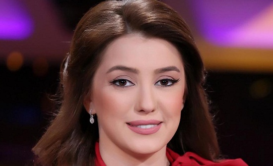 كندة علوش تهنيء زوجها بقبلة رومانسية – بالصورة كندة علوش تهنيء زوجها بقبلة رومانسية – بالصورة