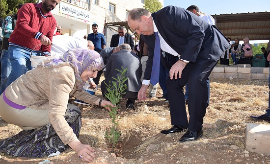 جامعة إربد الأهلية تطلق مبادرة "النظافة من الإيمان ابدأ بنفسك"