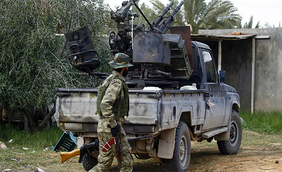 الوفاق : رصد رتل من 80 آلية عسكرية تابع لحفتر يتحرك من الجفرة إلى وادي اللود جنوب شرق مصراتة