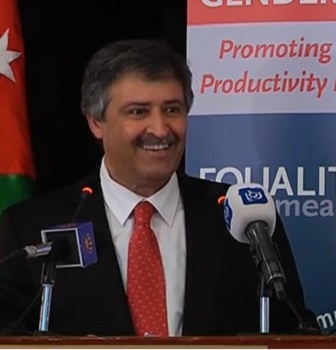 وزير العمل يلتقي امين عام مجلس التعليم العالي البحريني