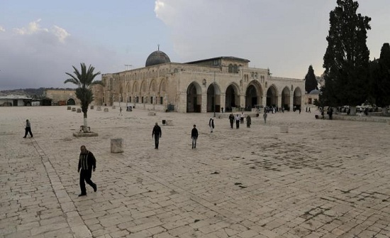 قرارات هامة لـ موظفي اوقاف القدس بخصوص الضمان والعلاوات قرارات هامة لـ موظفي اوقاف القدس بخصوص الضمان والعلاوات