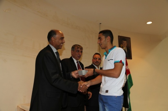 سلطة اقليم البترا تكرم المتفوقين في التوجيهي بلواء البترا