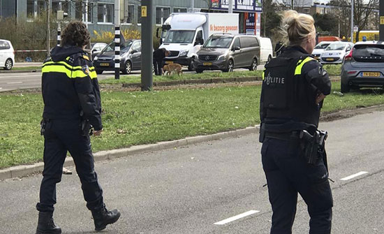 بالفيديو : مقتل 3 أشخاص بهجوم في هولندا والشرطة تطارد المشتبه فيه