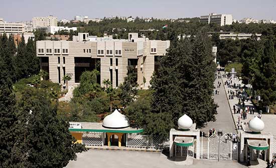أردنية العقبة تبدأ تنفيذ مشروع الطاقة الشمسية لإنتاج الكهرباء أردنية العقبة تبدأ تنفيذ مشروع الطاقة الشمسية لإنتاج الكهرباء