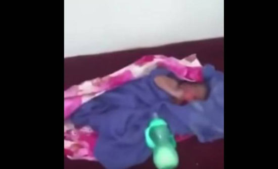 شاهد بالفيديو| لحظة العثور على طفل 'لقيط' حديث الولادة في مسجد !