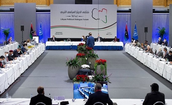 ليبيا.. بدء التصويت على مناصب الرئاسي وسط اعتراضات قانونية ليبيا.. بدء التصويت على مناصب الرئاسي وسط اعتراضات قانونية