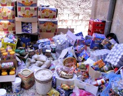 اتلاف 600 كيلو غرام مواد غذائية غير صالحة للاستهلاك بجرش اتلاف 600 كيلو غرام مواد غذائية غير صالحة للاستهلاك بجرش