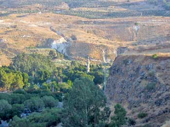 توقف العمل بمشروع مسجد خالد بن الوليد في الحمة