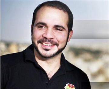 الامير علي يلتقي موظفي اتحاد الكرة ويعلن عن مرحلة جديدة لالية العمل الامير علي يلتقي موظفي اتحاد الكرة ويعلن عن مرحلة جديدة لالية العمل
