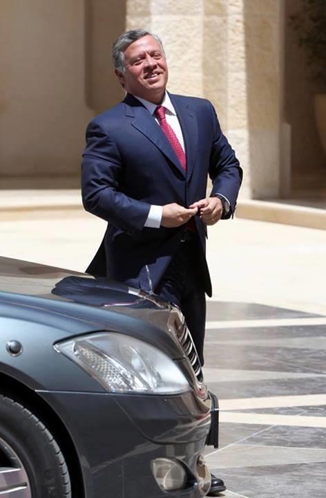 تسليم مساكن من المكرمة الملكية للأسر العفيفة بماركا وصافوط