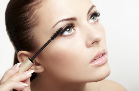 6 توجيهات عن كيفية اختيار فرشاة الماسكارا الأنسب لرموشكِ