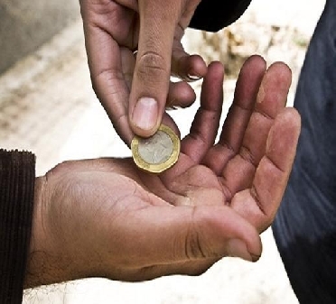 ازدياد ظاهرة التسول مع اقتراب العيد باربد