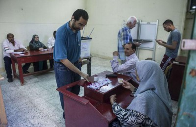 بدء جولة الاعادة في المرحلة الاولى من الانتخابات البرلمانية في مصر