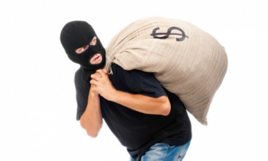 الشرطة الأميركية تعتقل مشتبهاً به في سرقة 30 بنكاً الشرطة الأميركية تعتقل مشتبهاً به في سرقة 30 بنكاً