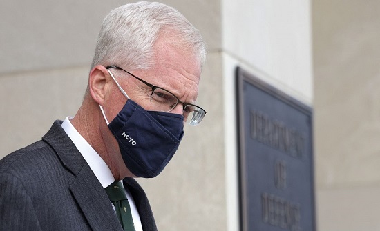 ميلر يأمر البنتاغون بتعليق تقديم الإحاطات لفريق الرئيس المنتخب جو بايدن