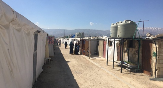 مصدر أمني: حريق في مخيم للاجئين السوريين في لبنان ومخاوف من سقوط ضحايا