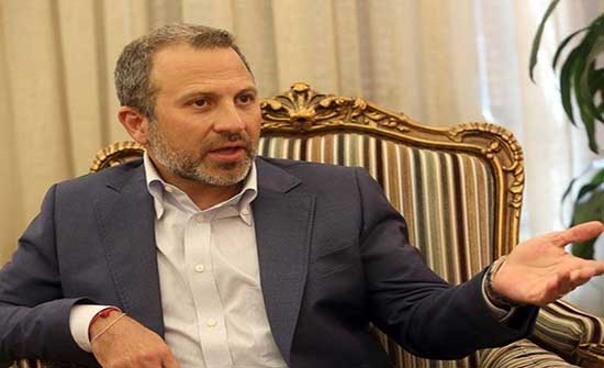 باسيل: اخترنا "مار مخايل" على "الطيونة" لأننا نعرف أنّ جعجع هو أداة للخارج باسيل: اخترنا "مار مخايل" على "الطيونة" لأننا نعرف أنّ جعجع هو أداة للخارج