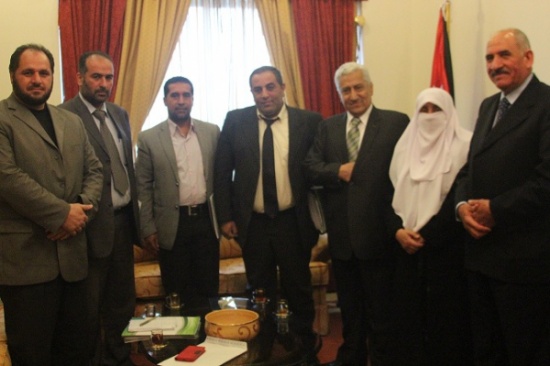 المعلمين تلتقي النسور والأعيان وتطلب تعديل نظام الخدمة المدنية المعلمين تلتقي النسور والأعيان وتطلب تعديل نظام الخدمة المدنية