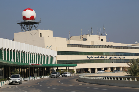 سقوط صواريخ قرب مطار بغداد الدولي سقوط صواريخ قرب مطار بغداد الدولي