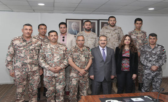 اختتام دورة الإعلام التأسيسية للضباط رقم 13 في (بترا)