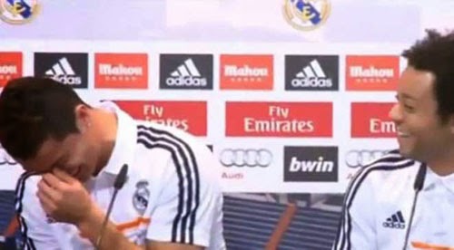فيديو.. رونالدو يضحك بشكل هستيري على دفاع تشيلسي فيديو.. رونالدو يضحك بشكل هستيري على دفاع تشيلسي