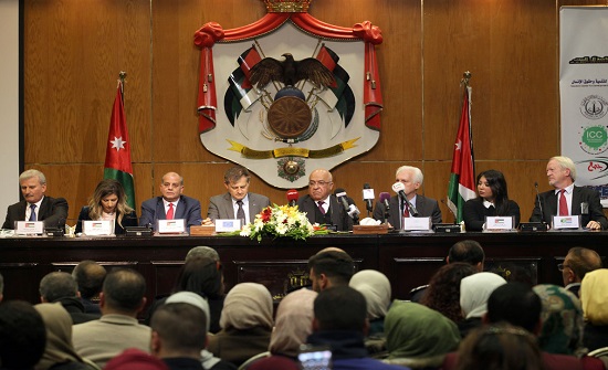 مركز عمان يحتفل بالذكرى السبعين للإعلان العالمي لحقوق الانسان مركز عمان يحتفل بالذكرى السبعين للإعلان العالمي لحقوق الانسان