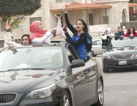 نتائج الثانوية الاحد الساعة التاسعة والنصف نتائج الثانوية الاحد الساعة التاسعة والنصف