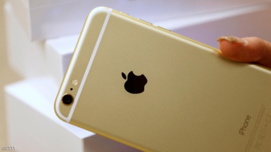 أبل تطرح طرازا جديدا من آيفون "بهدوء"