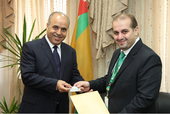 بدء اصدار بطاقات دفع ذكية متعددة الاستخدامات في "الأردنية"