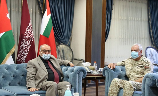 رئيس هيئة الأركان يلتقي رئيس الجامعة الهاشمية رئيس هيئة الأركان يلتقي رئيس الجامعة الهاشمية