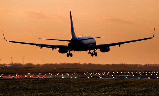 تخفيض رسوم بعض خدمات الطيران المدني