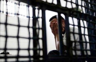 إسرائيل تقر التغذية القسرية للأسرى المضربين عن الطعام