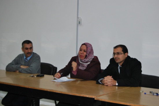 عميدة كلية التمريض في جامعة جرش تلتقي طلبة الكلية