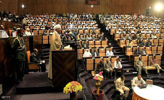 البرلمان السوداني "يحسم" أمر الطوارئ خلال أيام البرلمان السوداني "يحسم" أمر الطوارئ خلال أيام