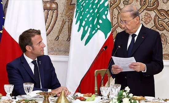 ماكرون يبحث مع عون تشكيل الحكومة اللبنانية ماكرون يبحث مع عون تشكيل الحكومة اللبنانية