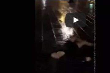 شاهد.. موقف محرج لفتاة حسناء أمام صديقها