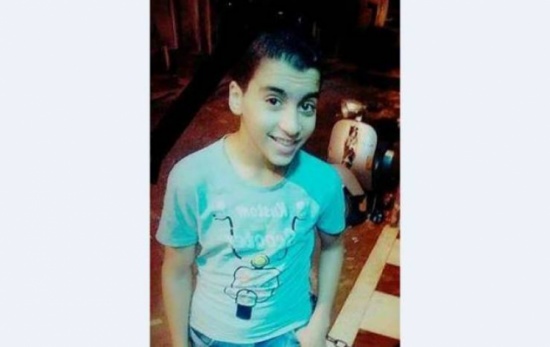 صورة| هذا الطالب قام بشنق نفسه بعد أن دوّن عبارة غامضة على جدار غرفته!!