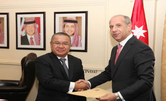 الخارجية تتسلم نسخة من أوراق اعتماد سفير دولة ماليزيا