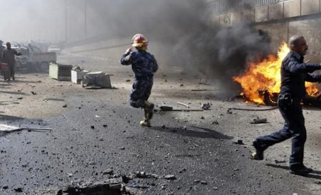 مقتل واصابة اربعة عراقيين بتفجير في الموصل