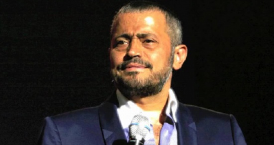ما هي المفاجأة التي يحضرها جورج وسوف ليلة رأس السنة؟ ما هي المفاجأة التي يحضرها جورج وسوف ليلة رأس السنة؟