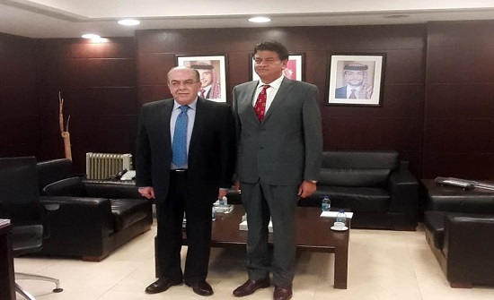 وزير النقل والسفير الهندي يبحثان تعزيز العلاقات الثنائية وزير النقل والسفير الهندي يبحثان تعزيز العلاقات الثنائية