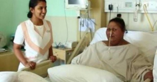 أسمن امرأة بالعالم تستعد لسلسلة عمليات.. هذا ما كشفه الطبيب!