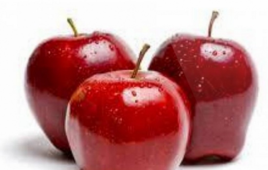 فيديو| غسل التفاحة.. فكانت الصدمة!