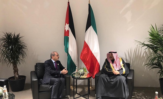 وزير الخارجية يلتقي عدداً من نظرائه العرب المشاركين في بيروت