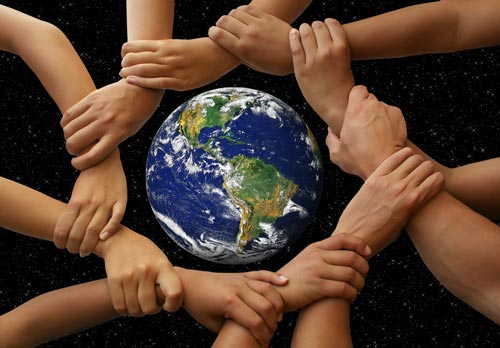 مختصون يبحثون تفعيل وتطوير مهنة العمل الاجتماعي