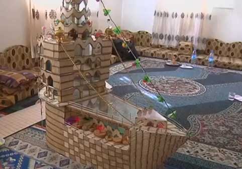 الحاجة ام الاختراع : أردني يصنع مجسمات من " أعواد الثقاب " الحاجة ام الاختراع : أردني يصنع مجسمات من " أعواد الثقاب "